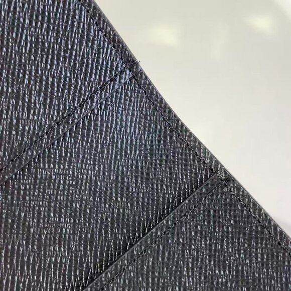 LV Wallet In Excellent Preloved Condition. - Picture 6 of 8